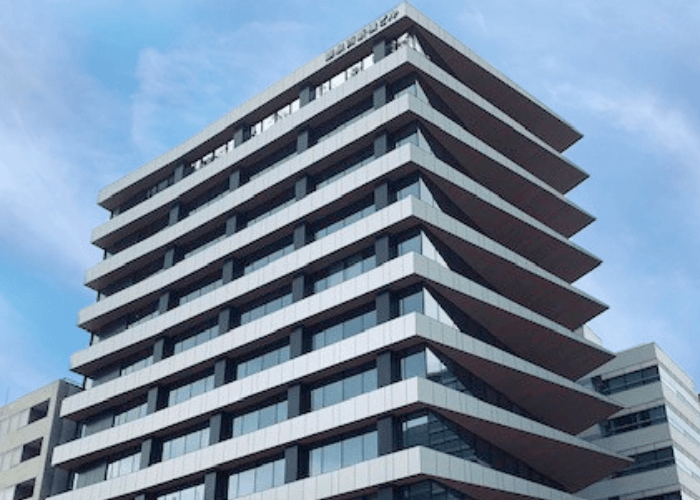 東京本社外観